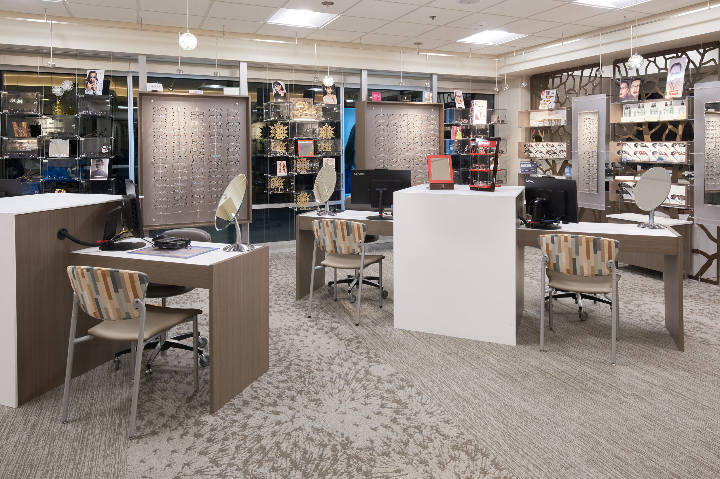 Allina Woodbury Clinic6637_sRGB.jpg