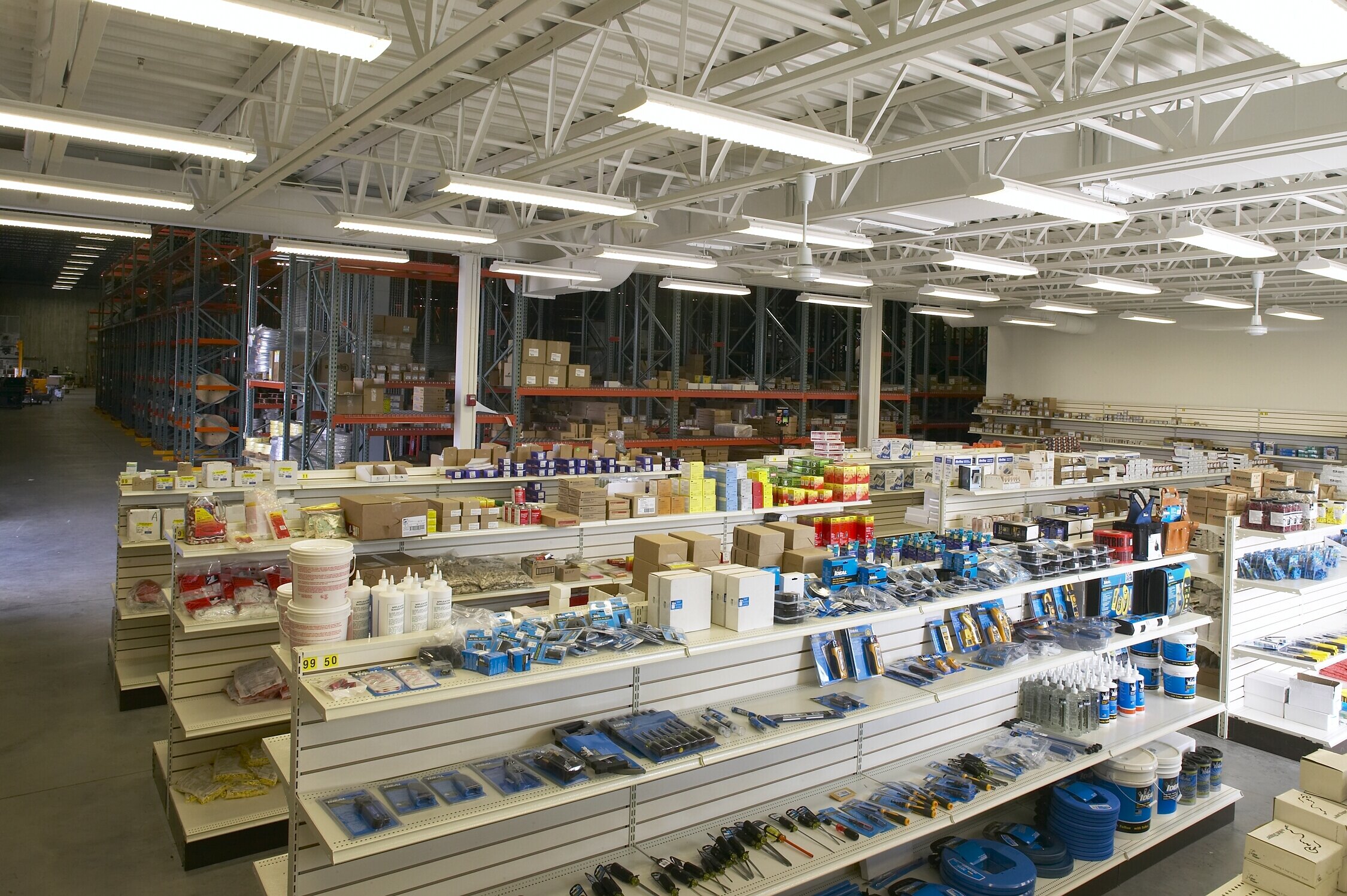 Dakota Supply_Warehouse_Pro_02.jpg