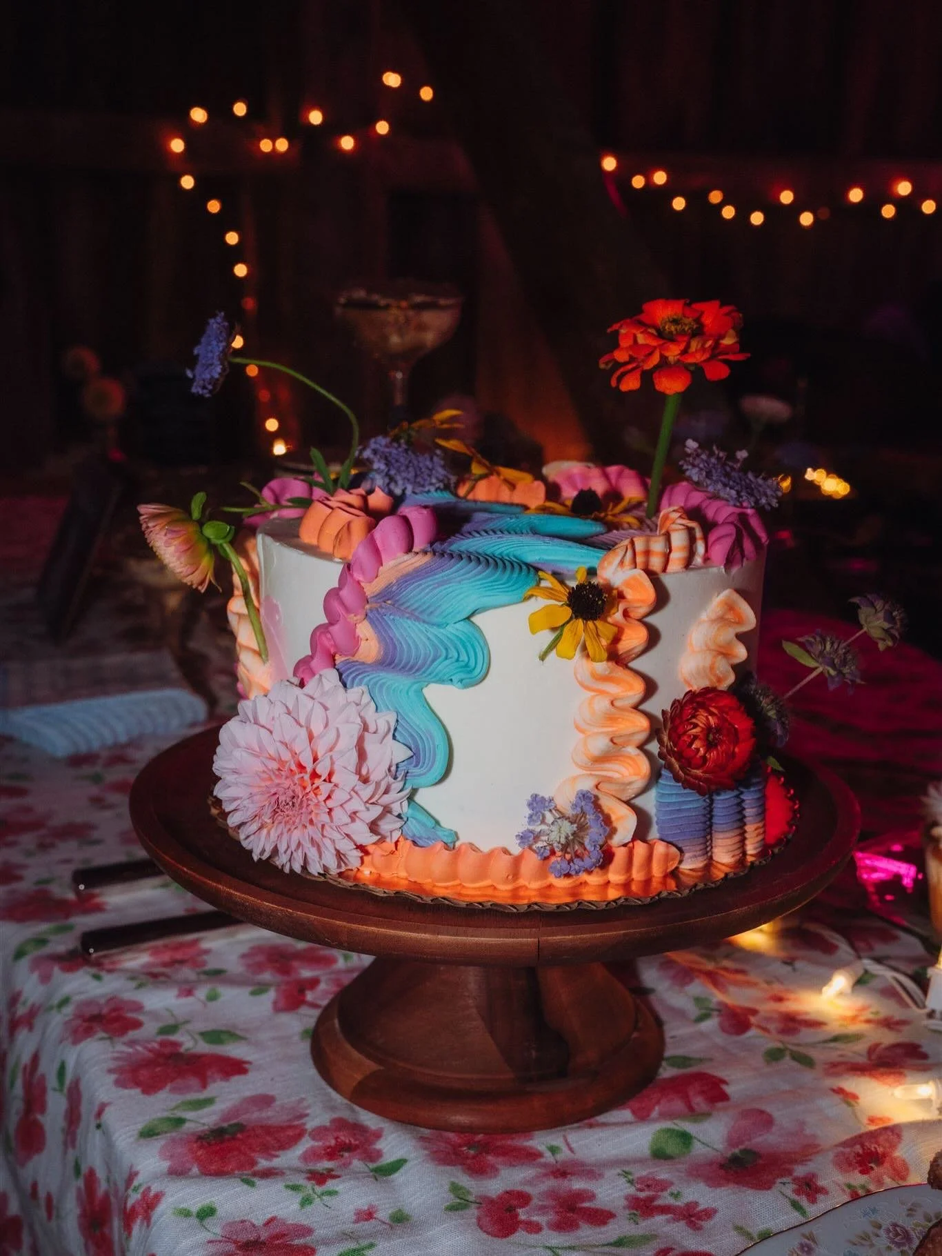 Let&rsquo;s take a moment for Sierra, Nate and the most colorful, fun and funky wedding cake I have ever made 🩷❤️🧡💛💚🩵💙
.
.
@woodandether 
@blissridgevt 
@westlaneflowers 
Libby Sky Events
.
.
#vtwedding #vermontwedding #weddings #vtbaker #weddi