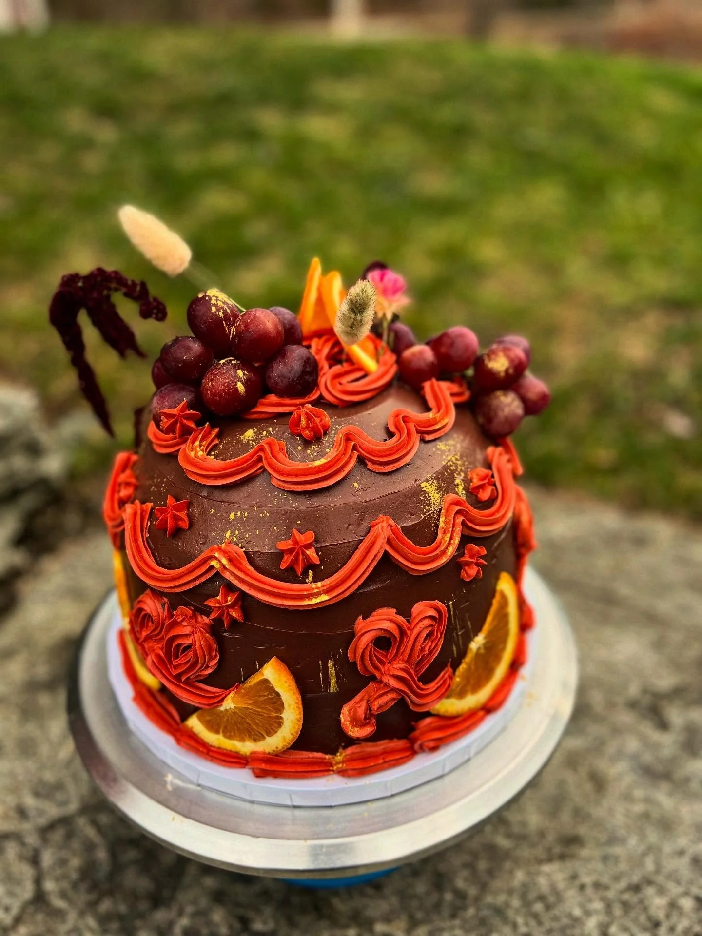 If you are in the Burlington area tonight head down to the opening celebration for @handful_goods above @shop_kishvt. I can&rsquo;t wait to go check out the shop!
.
Thanks for letting me get creative with this one based loosely on the invitation! (Sw