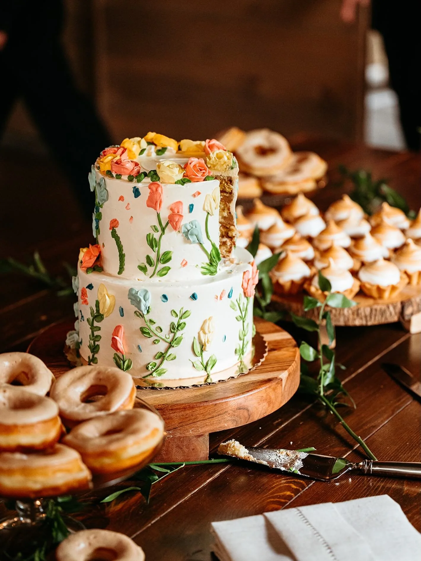 Mother Nature is playing her fun March games over here and I am just daydreaming of summer!
.
.
.
#vtwedding #vermontwedding #weddings #vtbaker #weddingcake
.
Shop Local, Vermont Weddings, Wedding Cakes, The Mad River Valley, Cake Designer, Vermont C