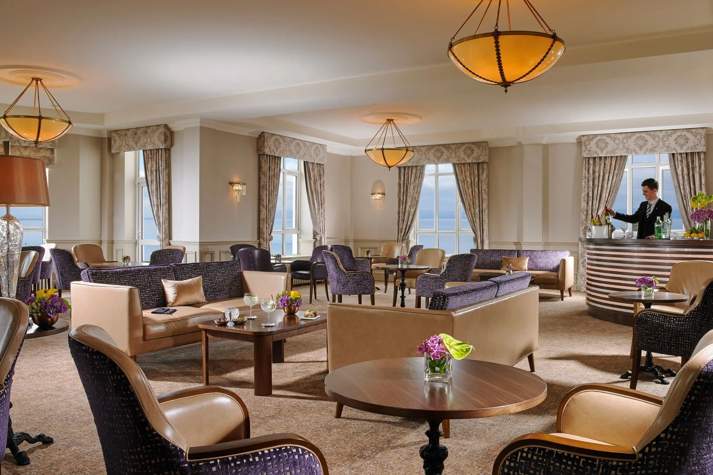 Galway-Bay-Hotel-Seascape-Lounge.webp