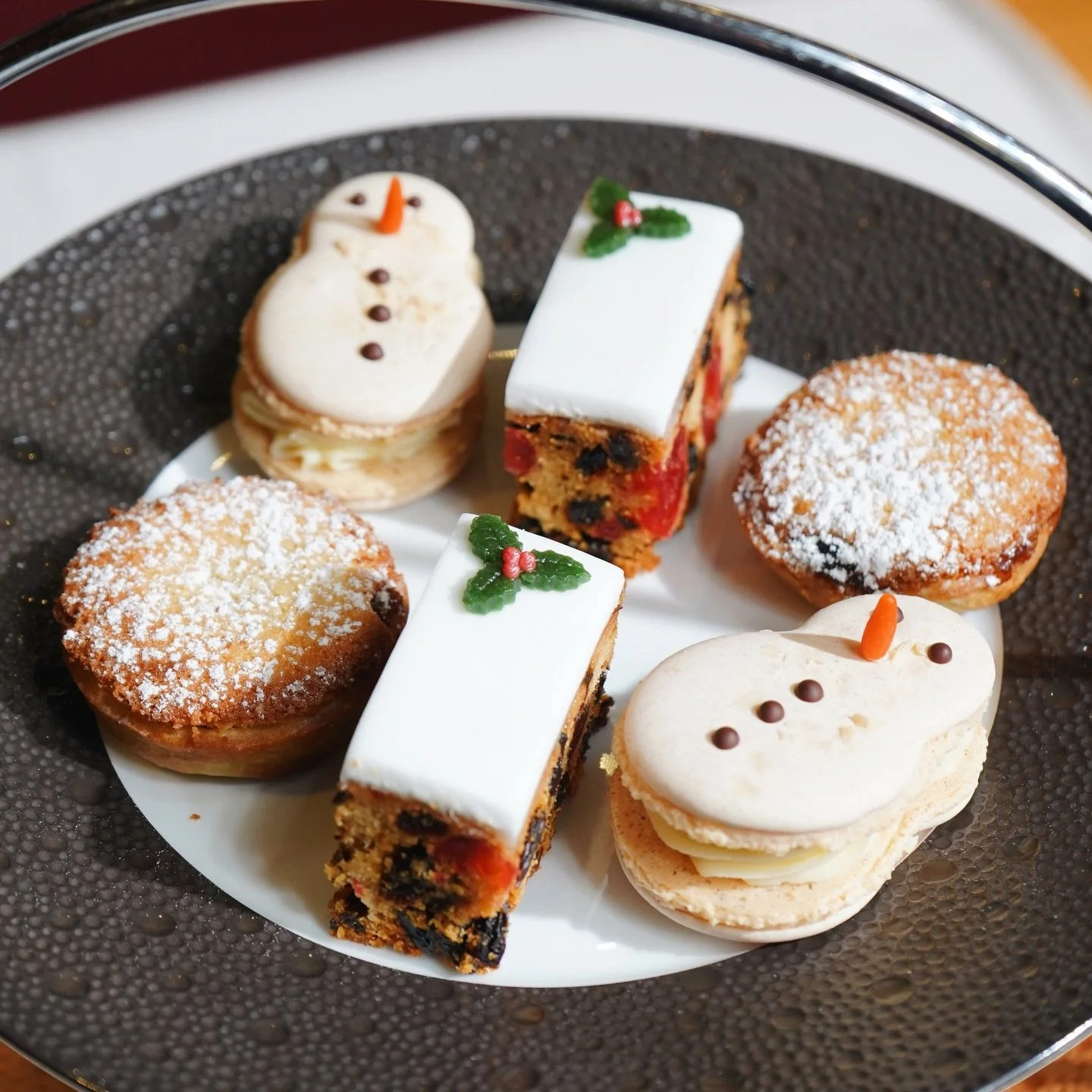 Festive afternoon tea season is here ✨

Warming flavours, handcrafted treats, and a little sparkle to get you into the Christmas spirit. Join us at Bohemia for a cosy bite of indulgence&hellip;🎄🫖

#bohemiajersey #theclubjersey #jerseyci #jerseychan