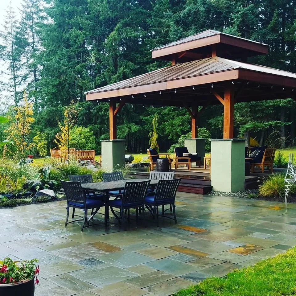 Variegated Bluestone Patio.jpg