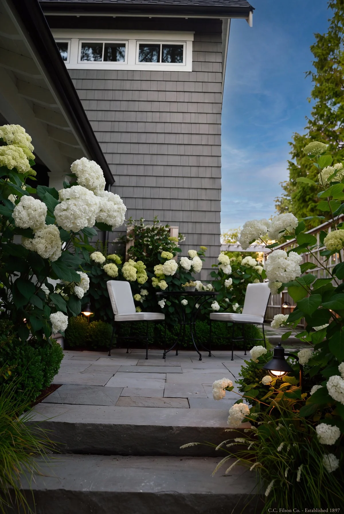 Sommerseth_FrontPatio_Hardscape.jpg