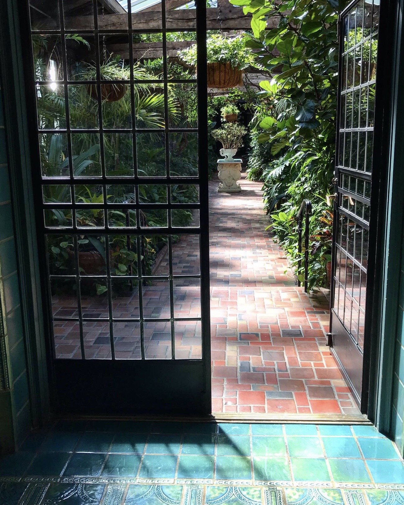 The Pleasantdale Chateau, NJ
 Photo by Ariana Albarella