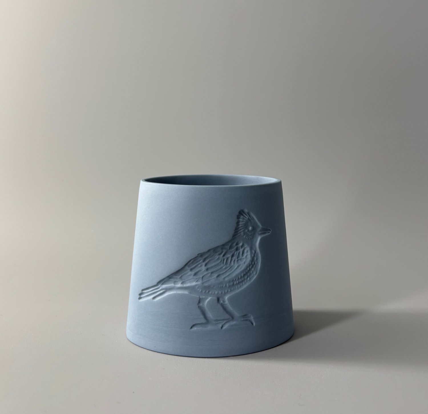 Skylark_small_vase_soft blue grey.jpg