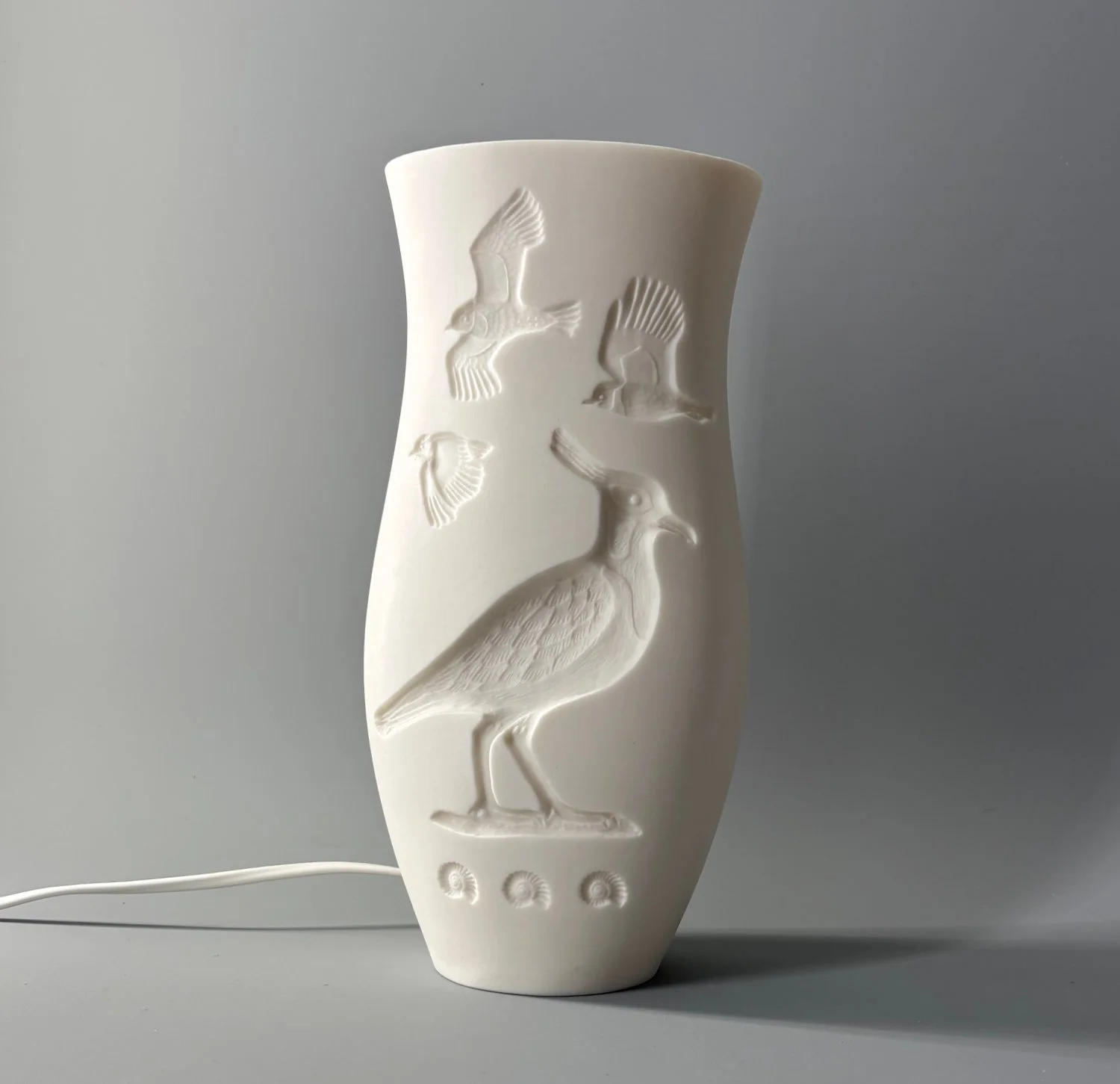 Lapwing Lamp Large Front .jpg