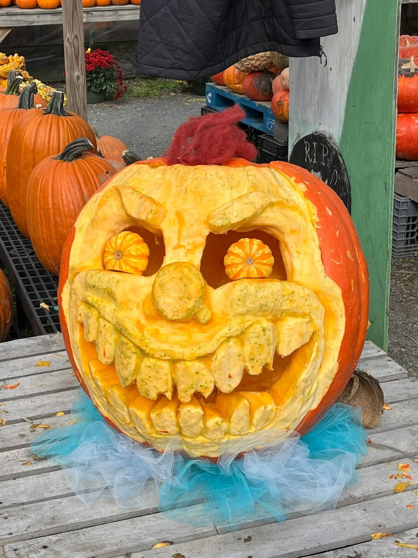 Tonight is our 19th Annual Carving Night! Drop off a carved pumpkin anytime before 5:30 this evening. Joana’s 2025 Giant Pumpkin is here, we think her evil clown hit the target π― (Employee pumpkins NOT eligible for the contest)