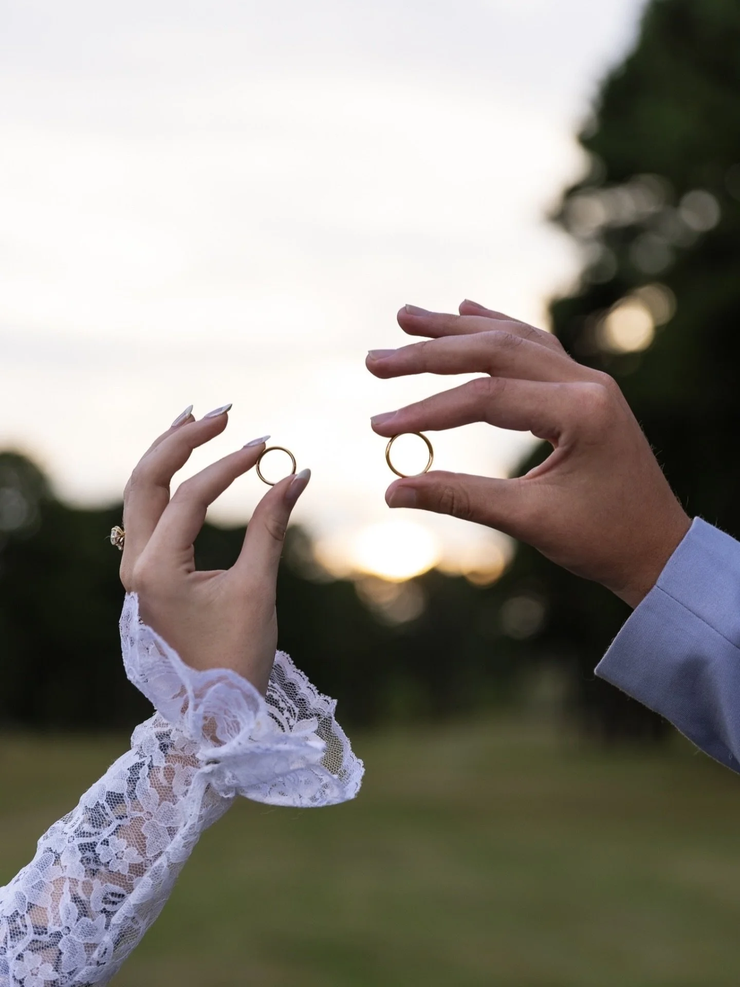 Sunsets + Rings? A must have combo.