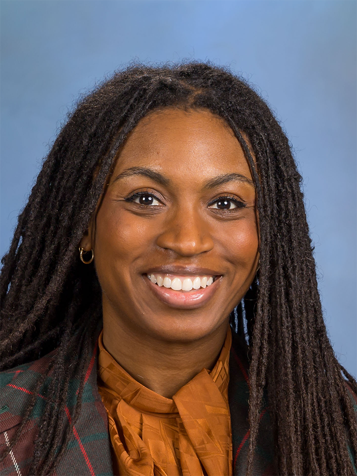 Amina Mwongozi