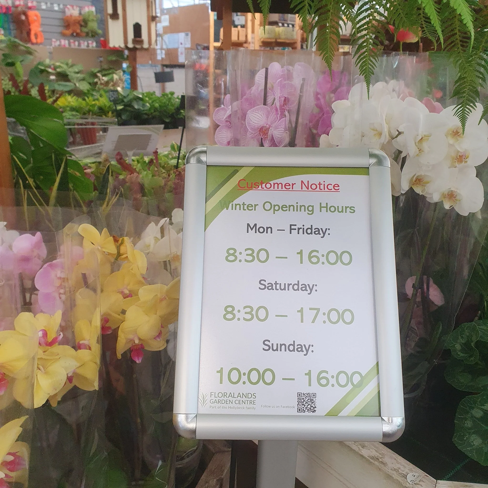 The clocks have changed, and so have our Hours!

We're now on our winter schedule - see our current opening times below.