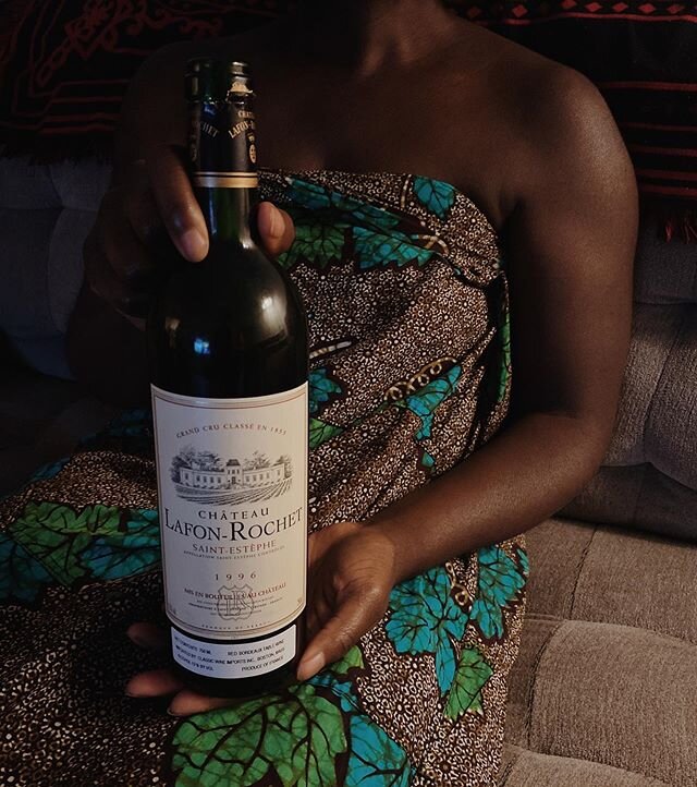 I just realized how distant my future in wine modeling is 😂 Anyone else struggle with how to capture that perfect photo? ⁣
⁣
Anyways. Here&rsquo;s a photo of a &ldquo;precious bottle&rdquo; my partner and I opened today. We&rsquo;ve grown less attac