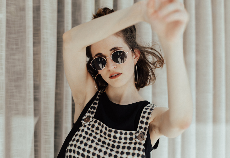 Woman wearing sunglasses