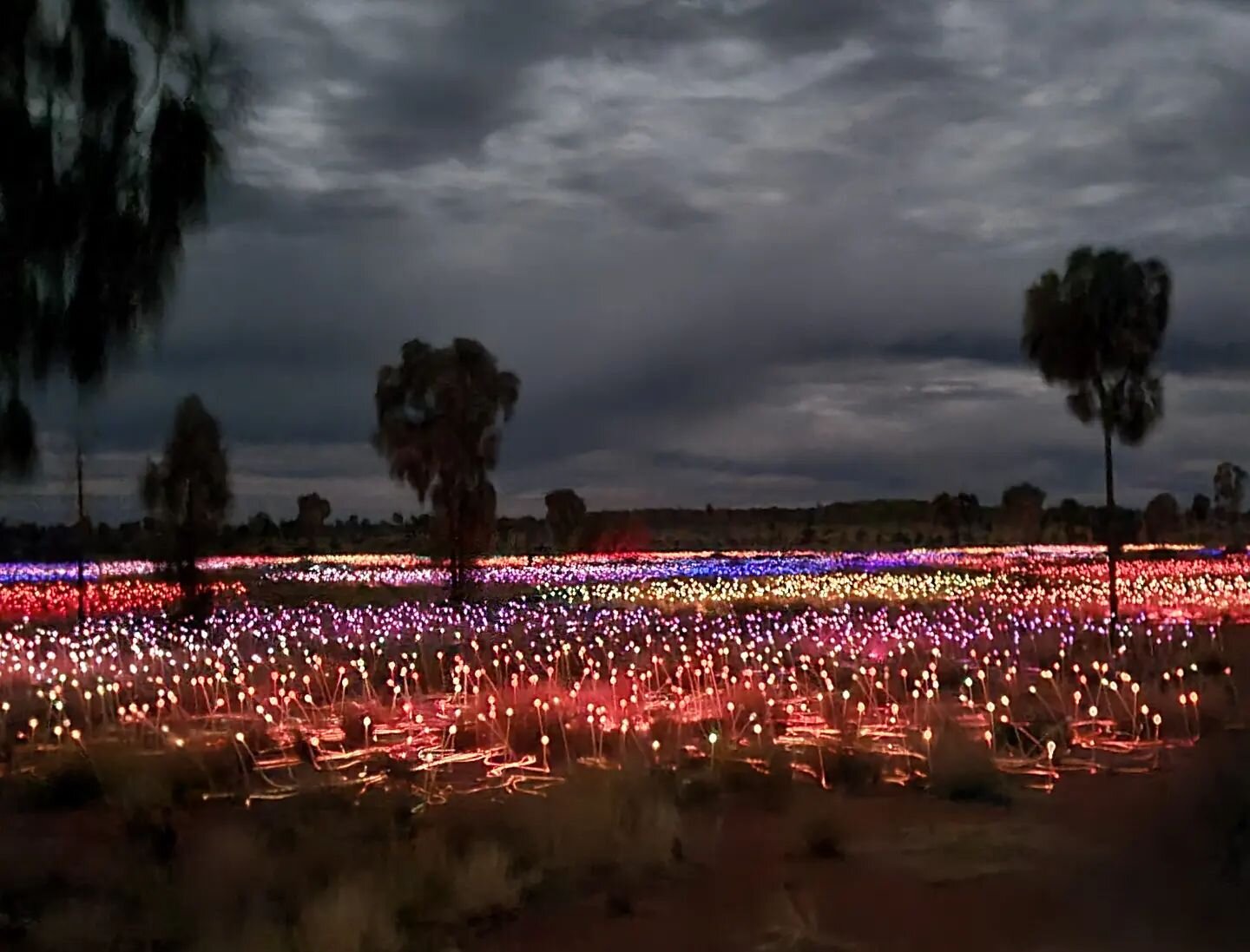 @brucemunrostudio extraordinary field of light installation at Uluru. An ever changing dot painting of lights.  #inspired #lightinstallation #designedbybrucemunro #brucemunro #colour #lighting #uluru #design #lightingdesign