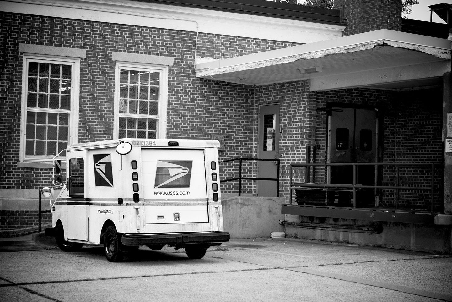 Never on Time
I may be pushing the theme here a little, but this past week USPS has lost two of my packages that were sent out. One is gone seemingly forever, the other was returned but neither will reach their destination on time. This lone mail tru