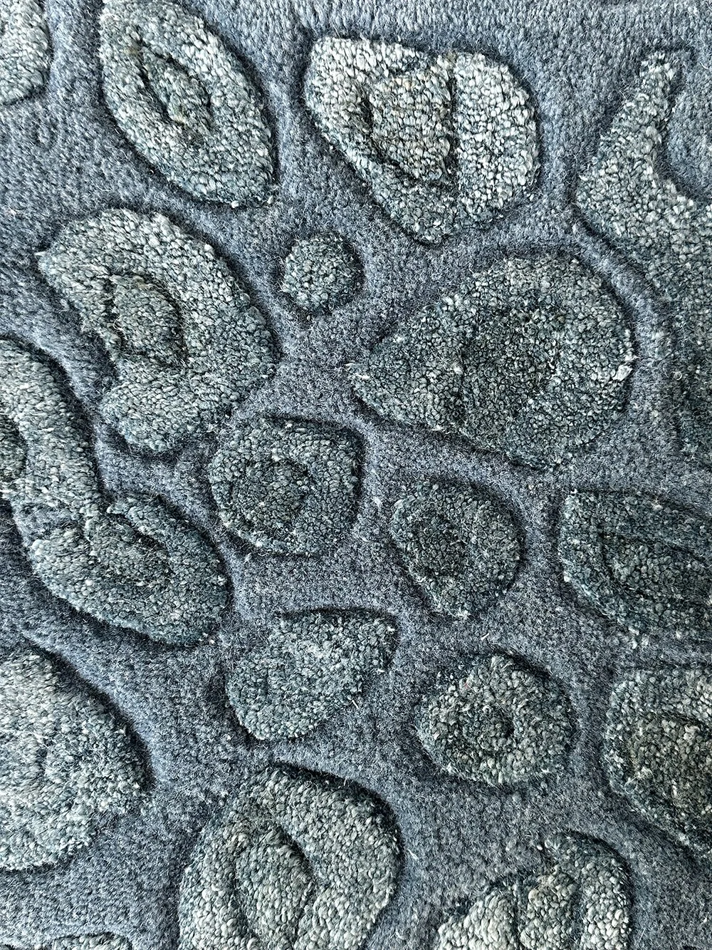 Leo-Pard Rug sample 2.jpg