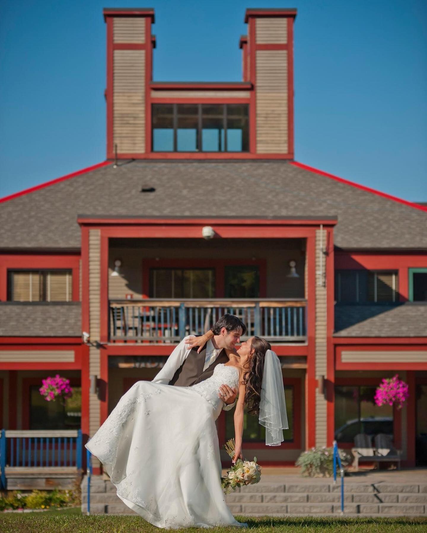 A few photos from a wedding I photographed at @wachusettmtn. Day 26 of love and positivity.
.
#iphotoweddings #weddingphotography #bride #groom #wachusettmountain #wedding #30daysofloveandpositivity