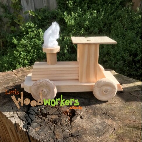 littlewoodworkers_locomotive_with_logo_002.jpg