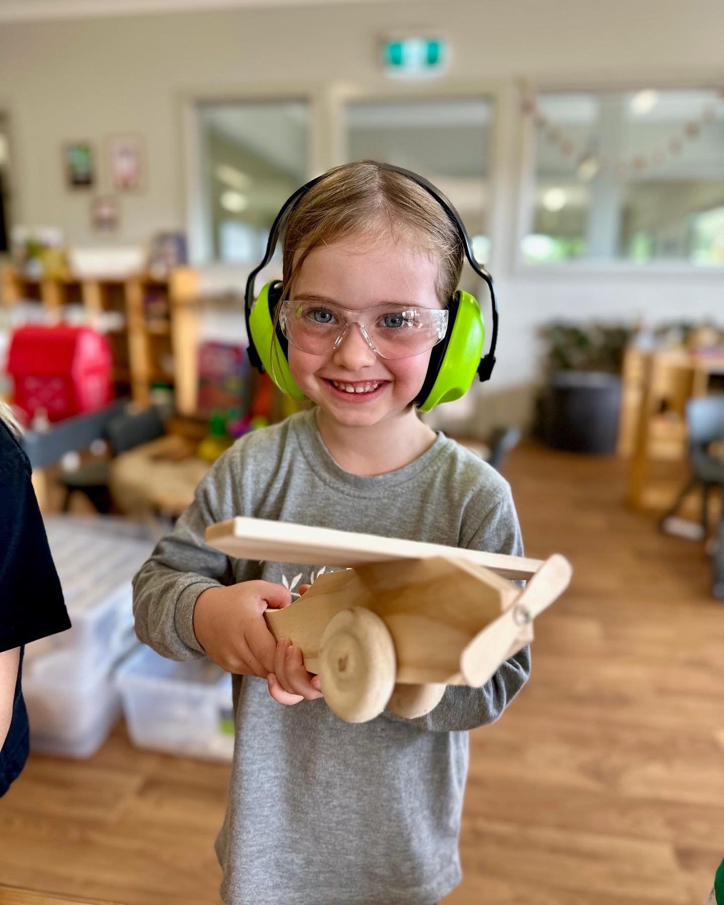 📢 Calling all teachers, parents and supporters! We need your help to spread the word about Little Woodworkers&reg; across Australia!

Whether you have booked with us before, ordered from us or simply love what we do for children, please share this p