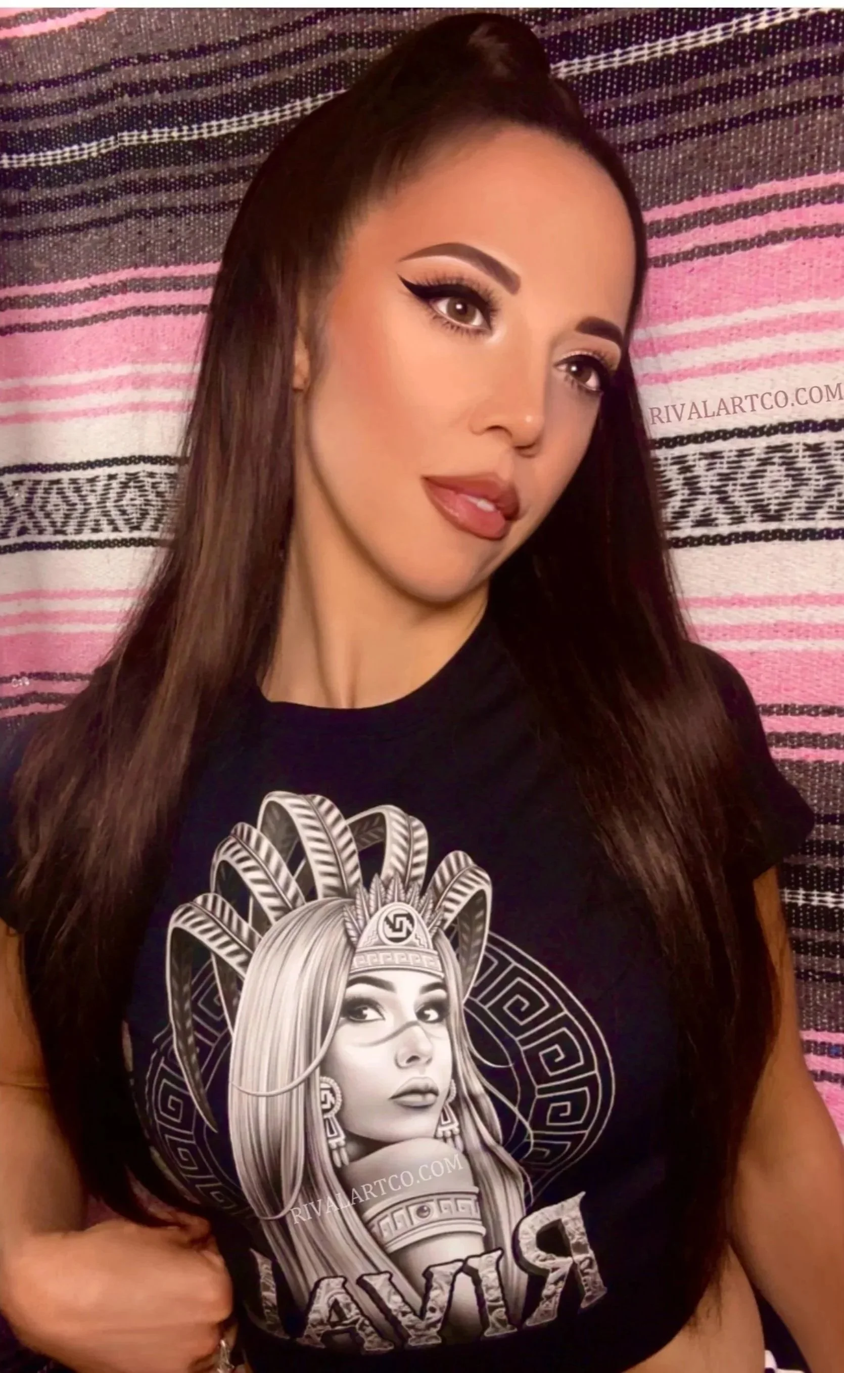 Azteca Poderosa Crop T-Shirt