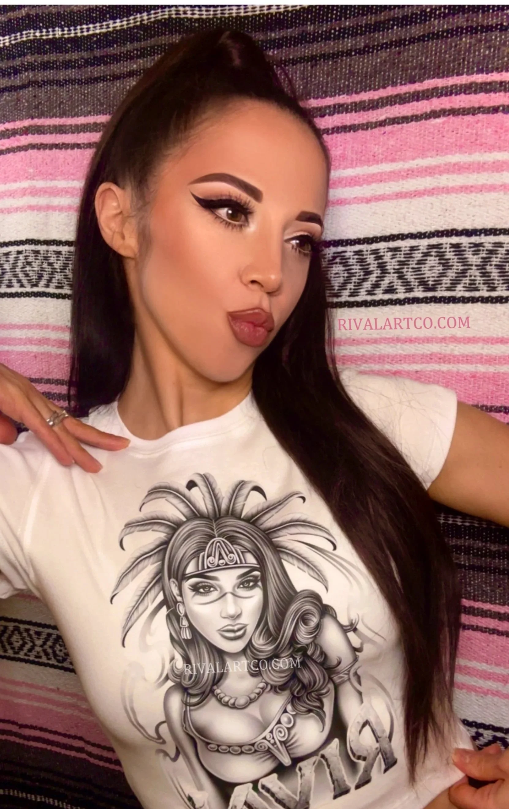Azteca Hermosa White Crop T-Shirt