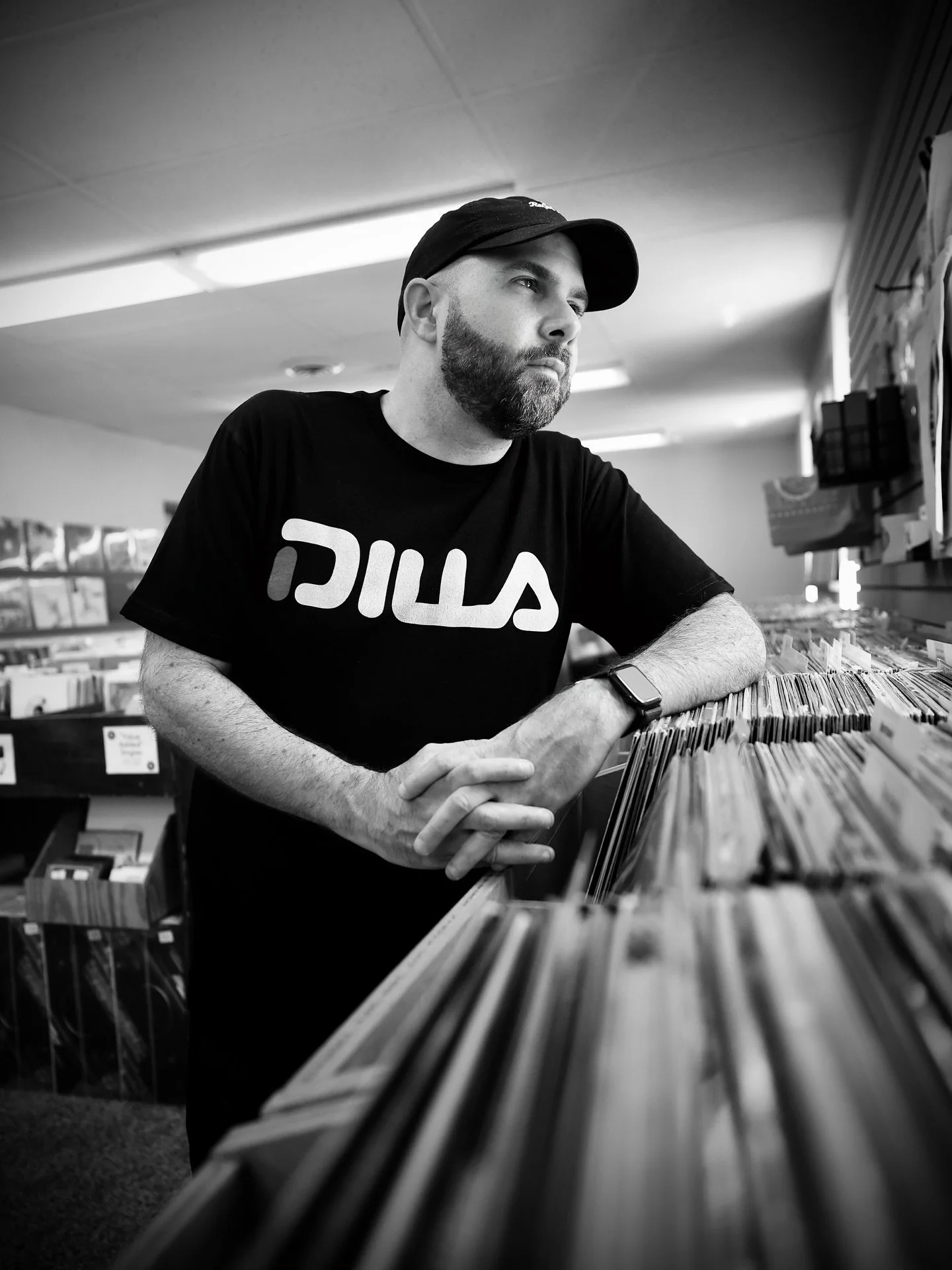 I call this one the Questionmark Asylum (IYKYK).
Contemplative in my happy place&hellip;amongst rekkids. 
📸 @emmai_alaquiva
