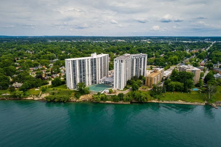 How Commercial Real Estate Drone Services Revolutionizing Businesses?