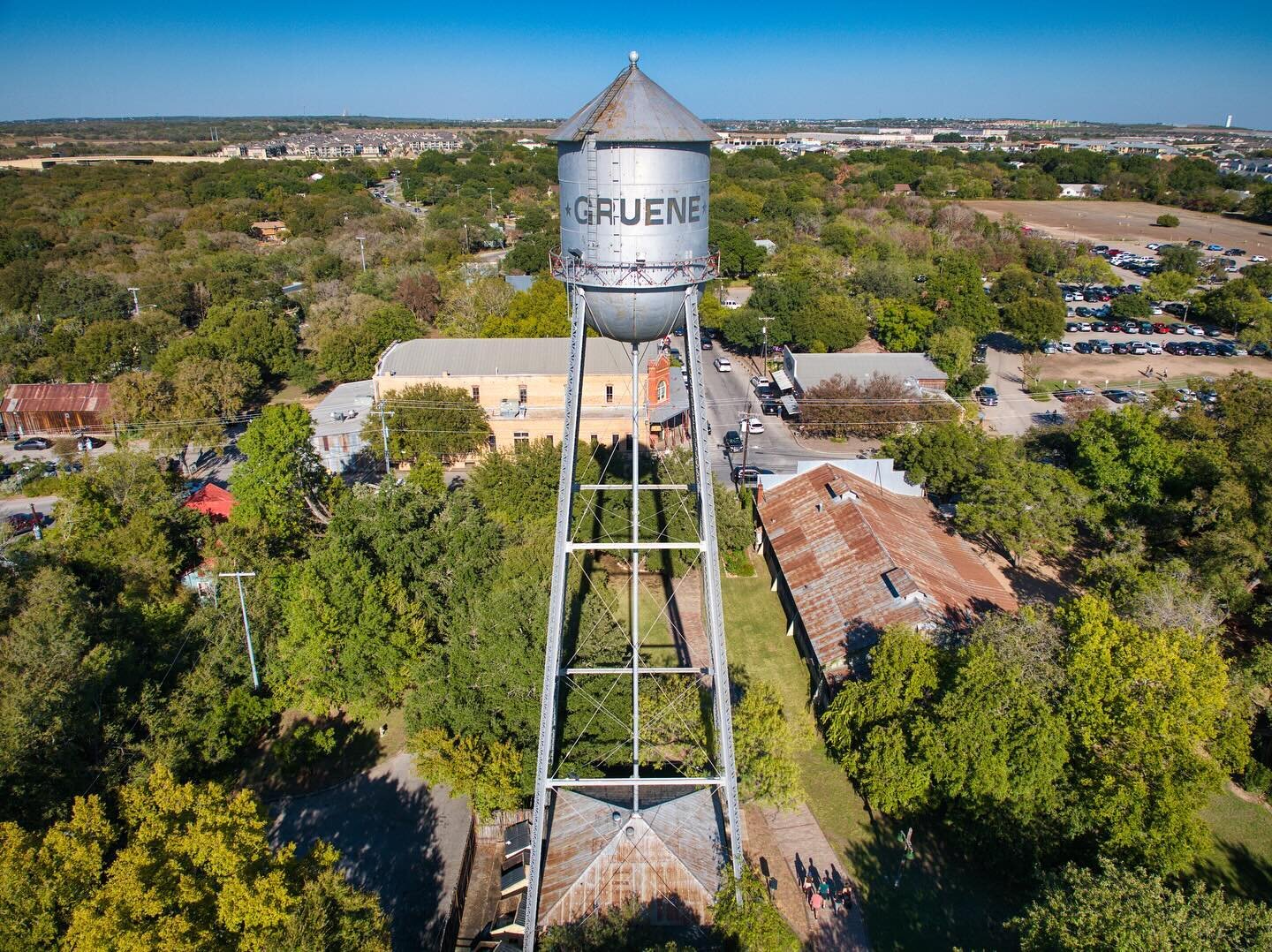 Originally settled over a century ago, Gruene is a snapshot of Texas culture and history come-to-life. With 15 walkable acres designated a National Historic District, visitors can shop, dine, and dance within the walls of the original township buildi
