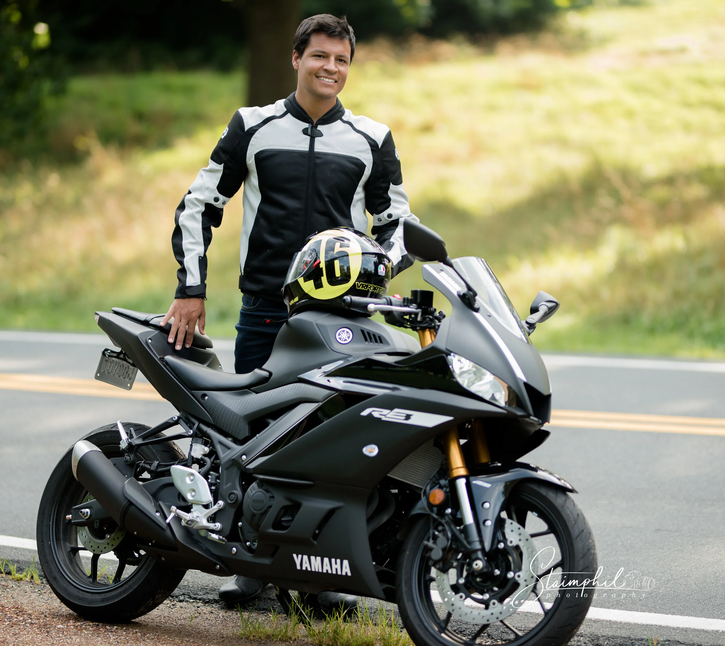 I ride w logo (5 of 25).jpg