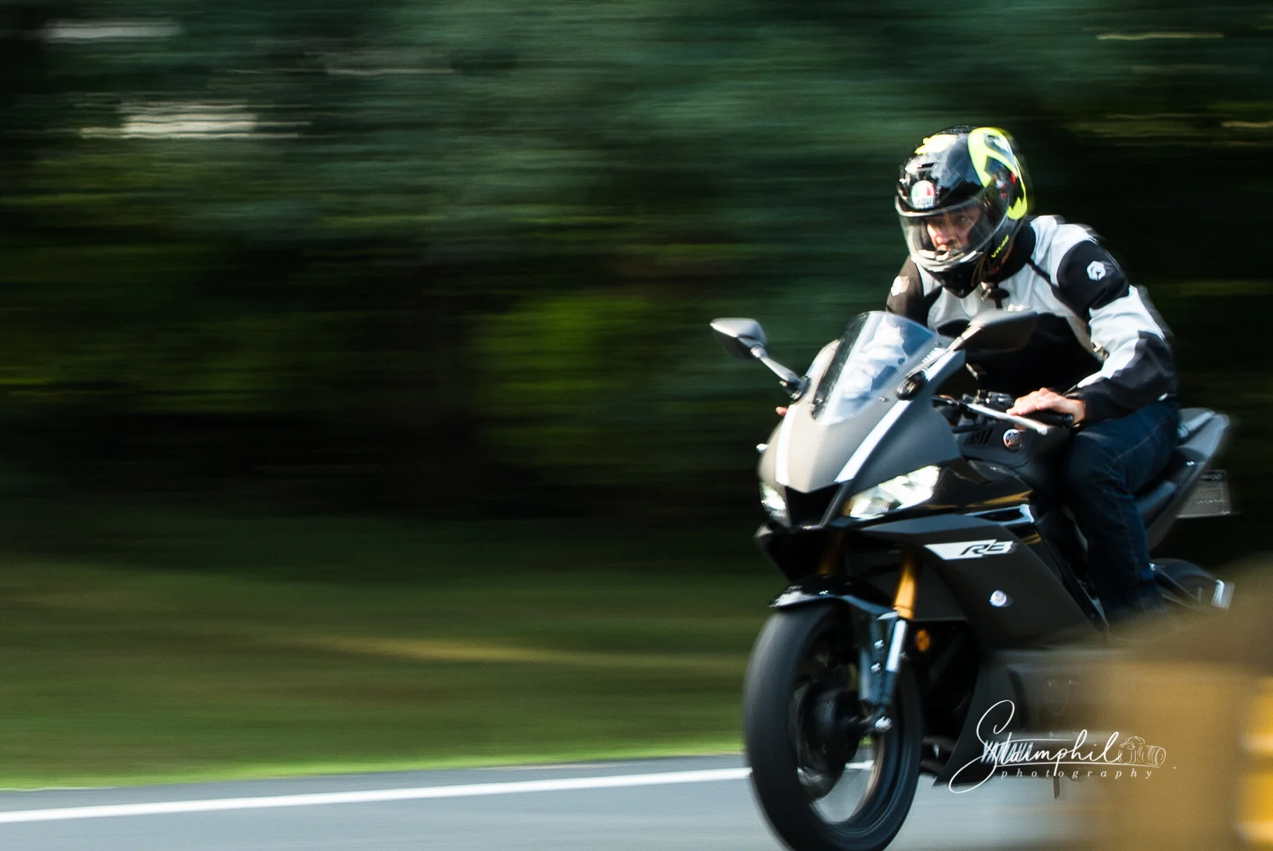 I ride w logo (10 of 25).jpg