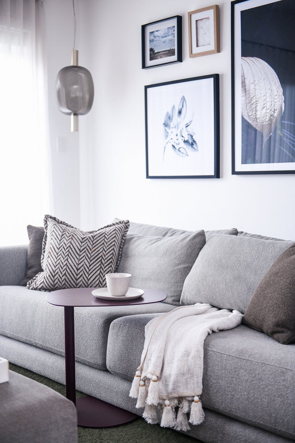 northern_beaches_gallery_wall_lounge_sofa