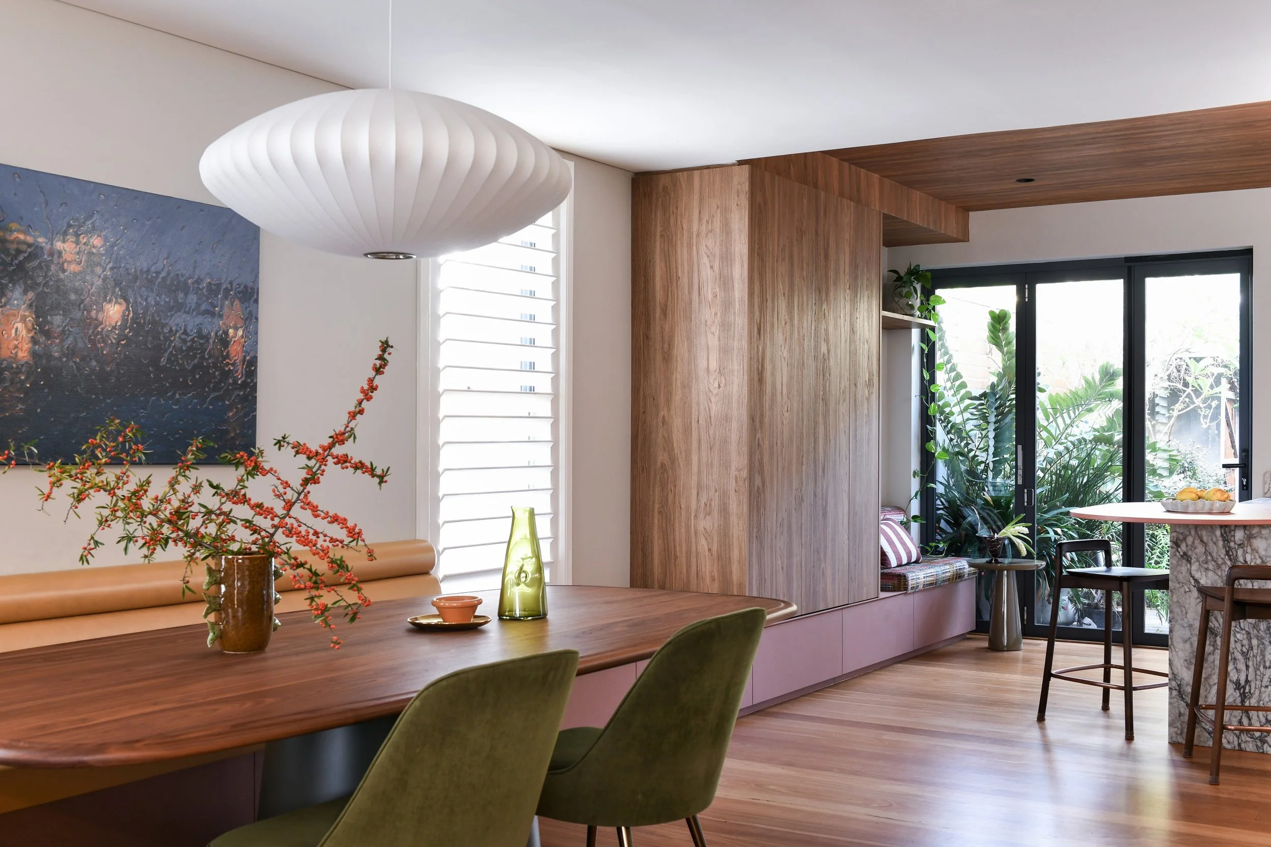 Dining room with banquette