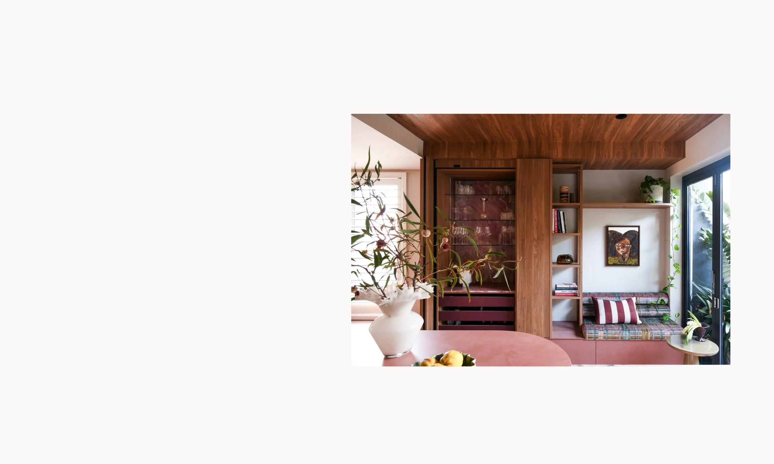 LIVE - Banner Imagery - 260818.jpg