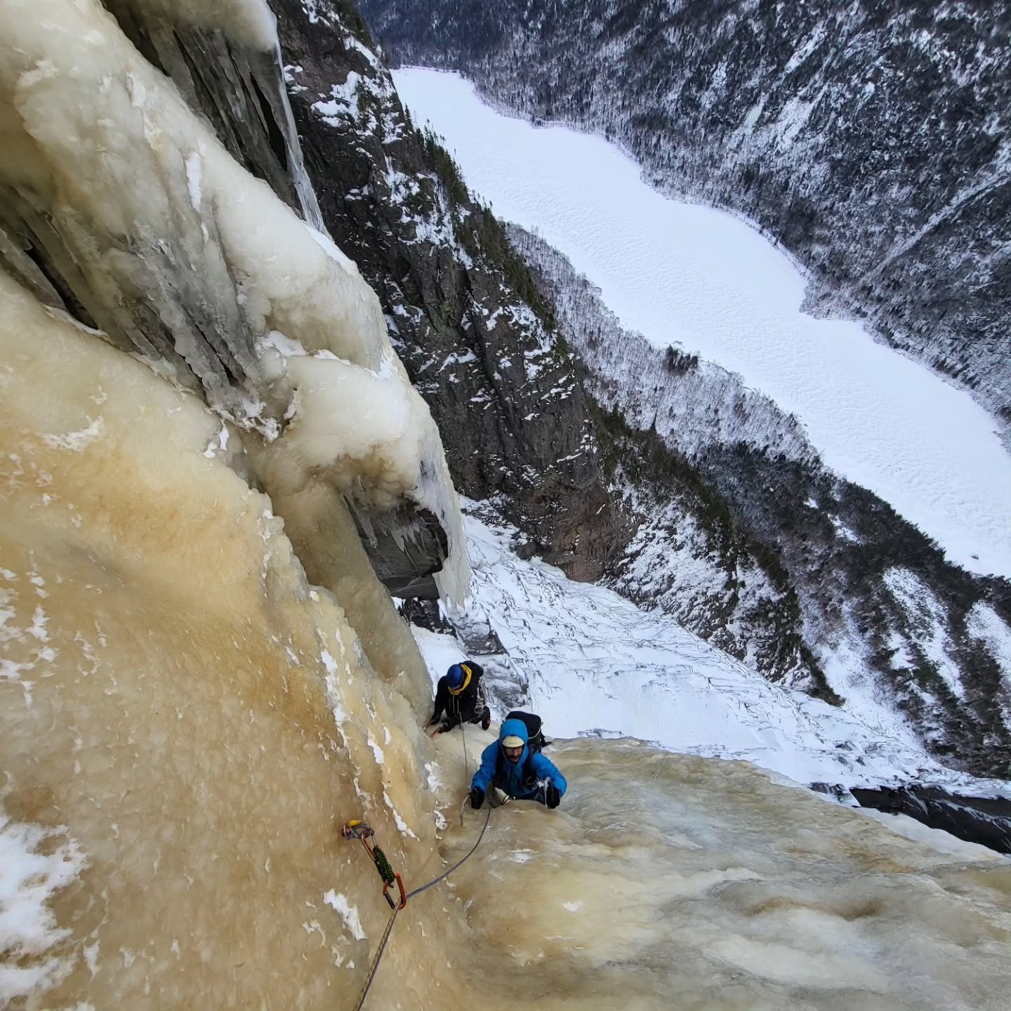 We're going to Quebec to climb some of that amazing Quebec Gold, hopefully the big rigs are in! Reach out if you'd like to come and play, dates are Jan 1-5.