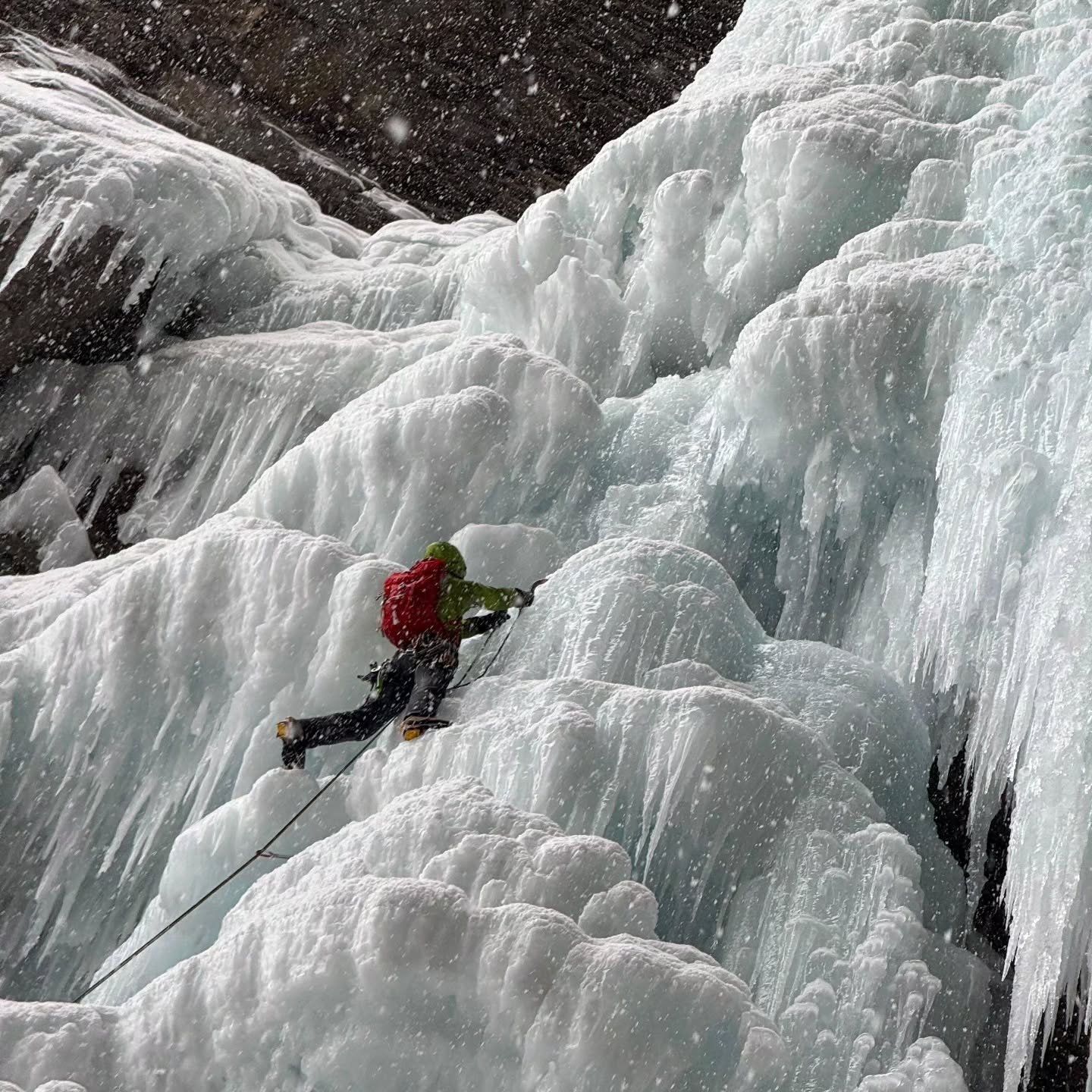 Beautiful textured climbing, weaving through the labyrinth of lower Whiteman's Falls, Canadian Rockies.
Come and play!