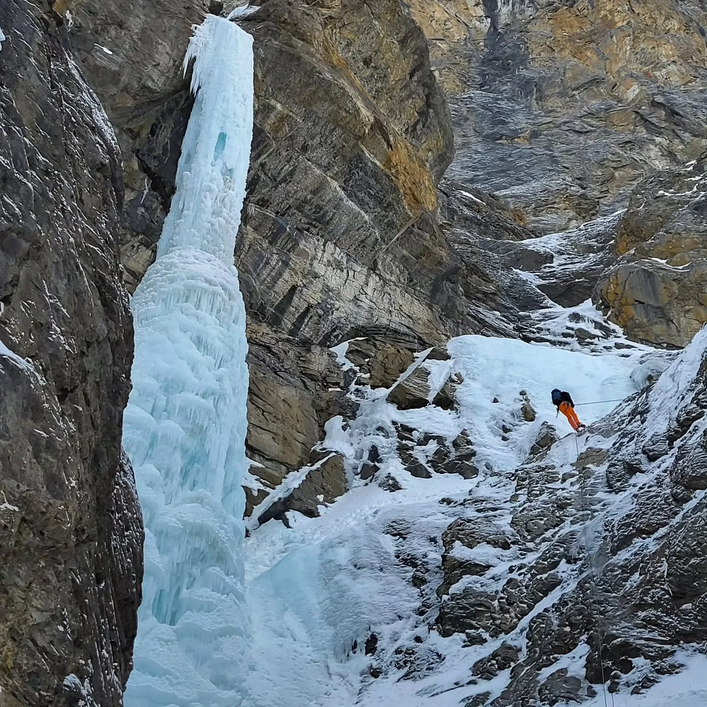 The issue with awesome lines is, you don't want to climb anything else after...
Conditions are prime, come and play!