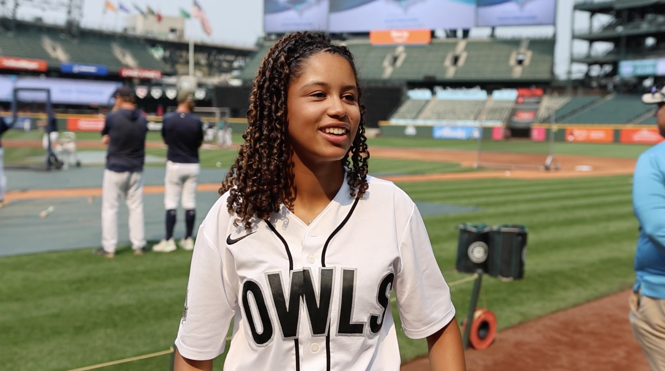 Seattle Owls Bridge History and Victory at T-Mobile Park
