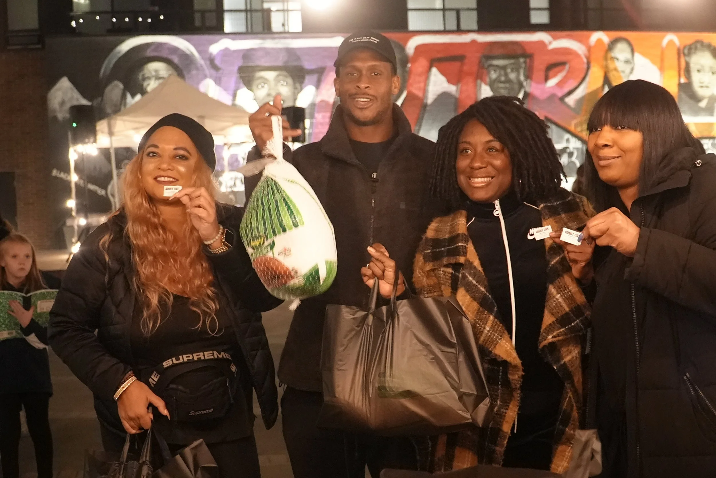 Geno Smith Brings His Annual Turkey Drive To Seattle