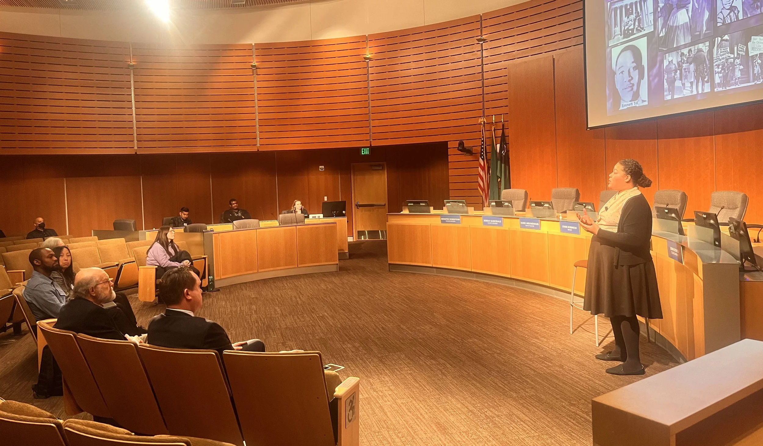 Living Voices comes to Bellevue City Hall