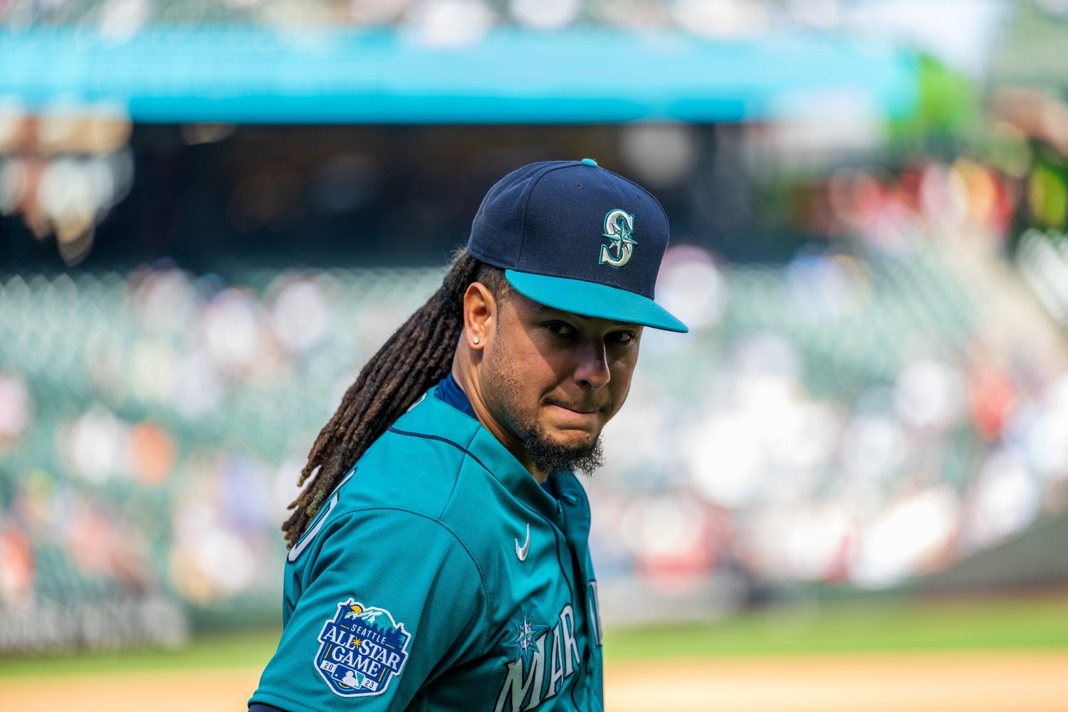 Luis Castillo, Ty France, Bullpen Lead Mariners To Opening Day Win