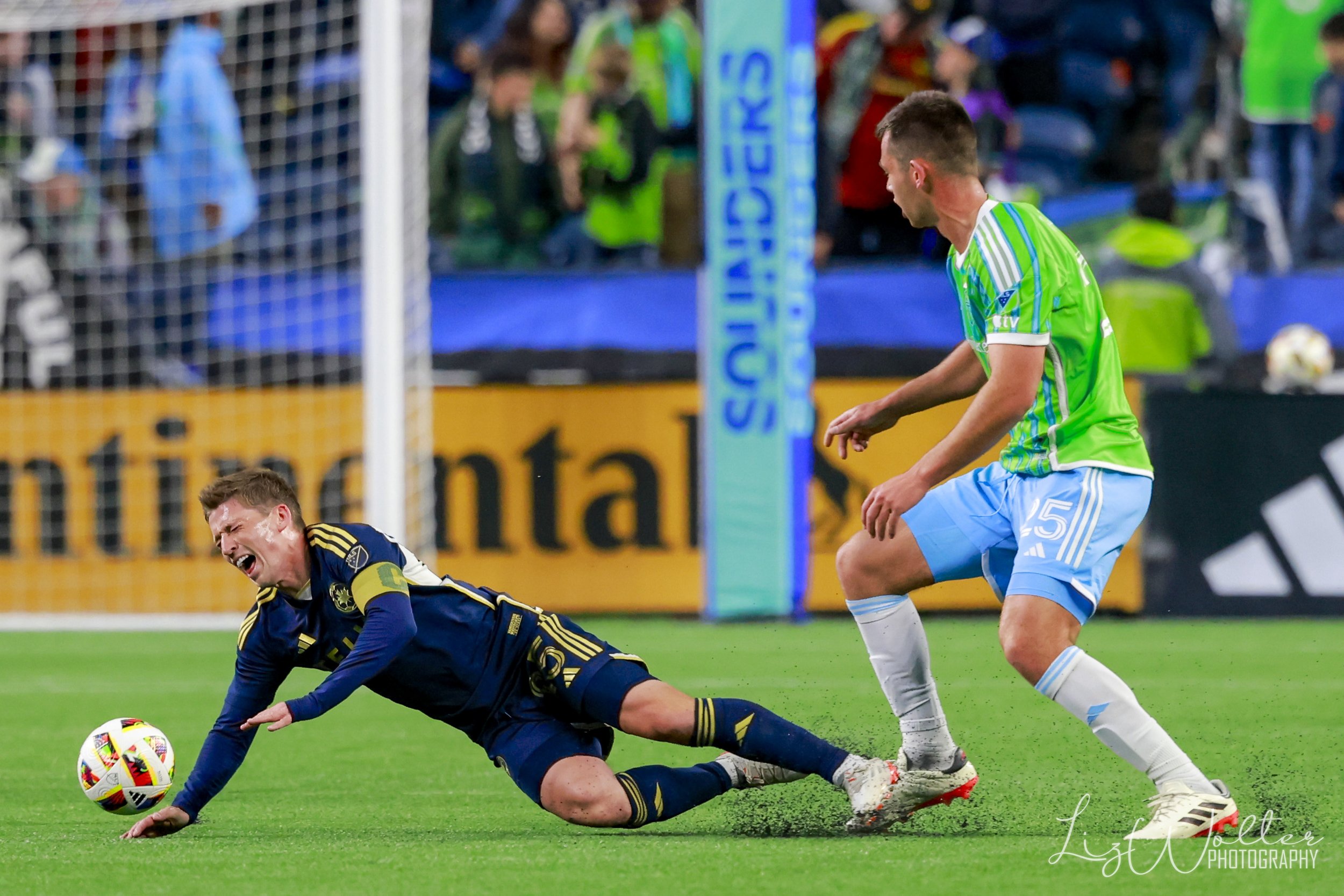 240420_SoundersVSWhitecaps_LizWolter_039_WM.jpg