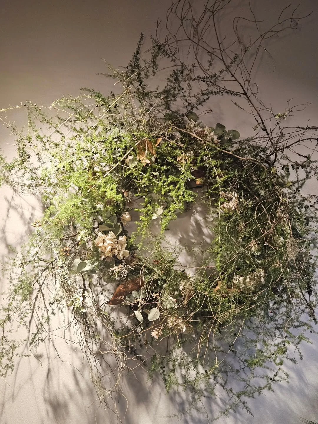 #kukkaikkuna #florist #artesaanikranssi #floristi #kukkakauppa #kranssi #kukkakauppatampere #kukkakauppa