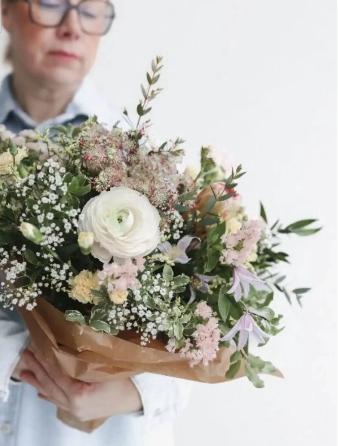 Haluan toivottaa teille kaikille ihanaa ja kaunista yst&auml;v&auml;np&auml;iv&auml;&auml; 🌸💖

Syd&auml;mell&auml;
Tanja

#pienyritt&auml;j&auml;t #kukkaikkuna #kukkakauppatampere #floristitampere #yst&auml;v&auml;np&auml;iv&auml;kukat