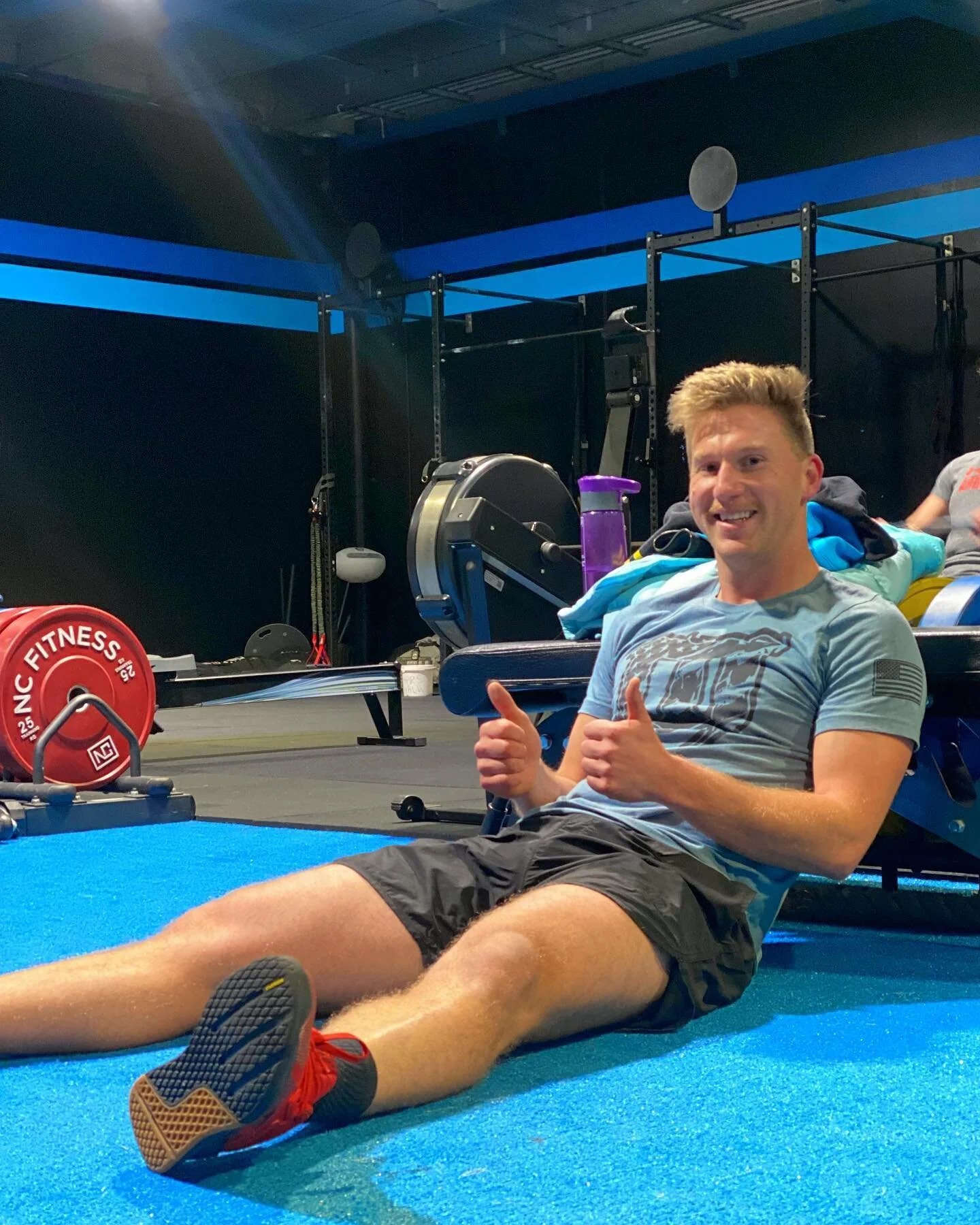 3 days into our #800gChallenge and we are all feeling chipper! 

Infact, research has been done and there is data behind why we might have happier members walking into the gym since starting our Nutrition Challenge... As it turns out, eating more fru