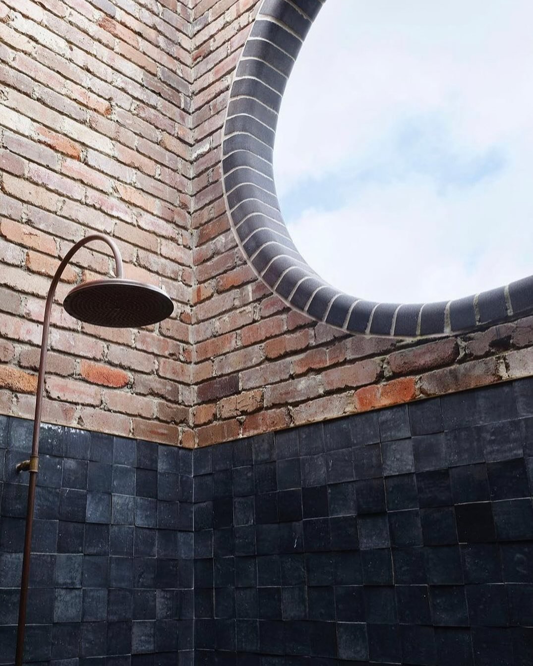 I was trawling through the endless images I have saved in the last few years and this wonderful precedent came up. I wish I could credit the rightful owner but it&rsquo;s a fantastic example of an exterior shower. Now we just need some sun!! Actually