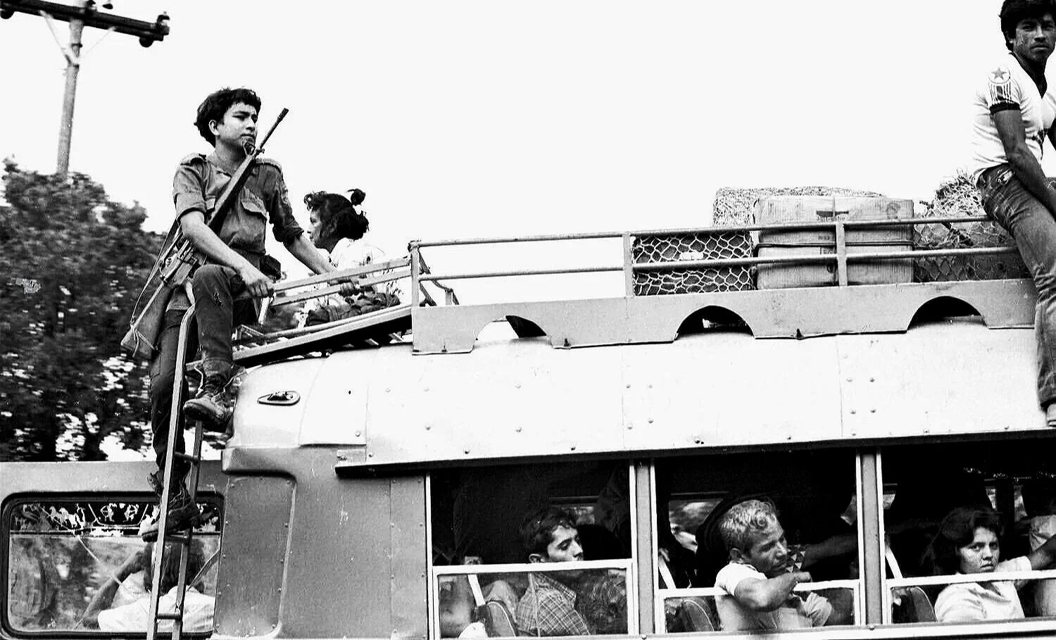 GUERRILLA TICKET TO RIDE — road to La Palma