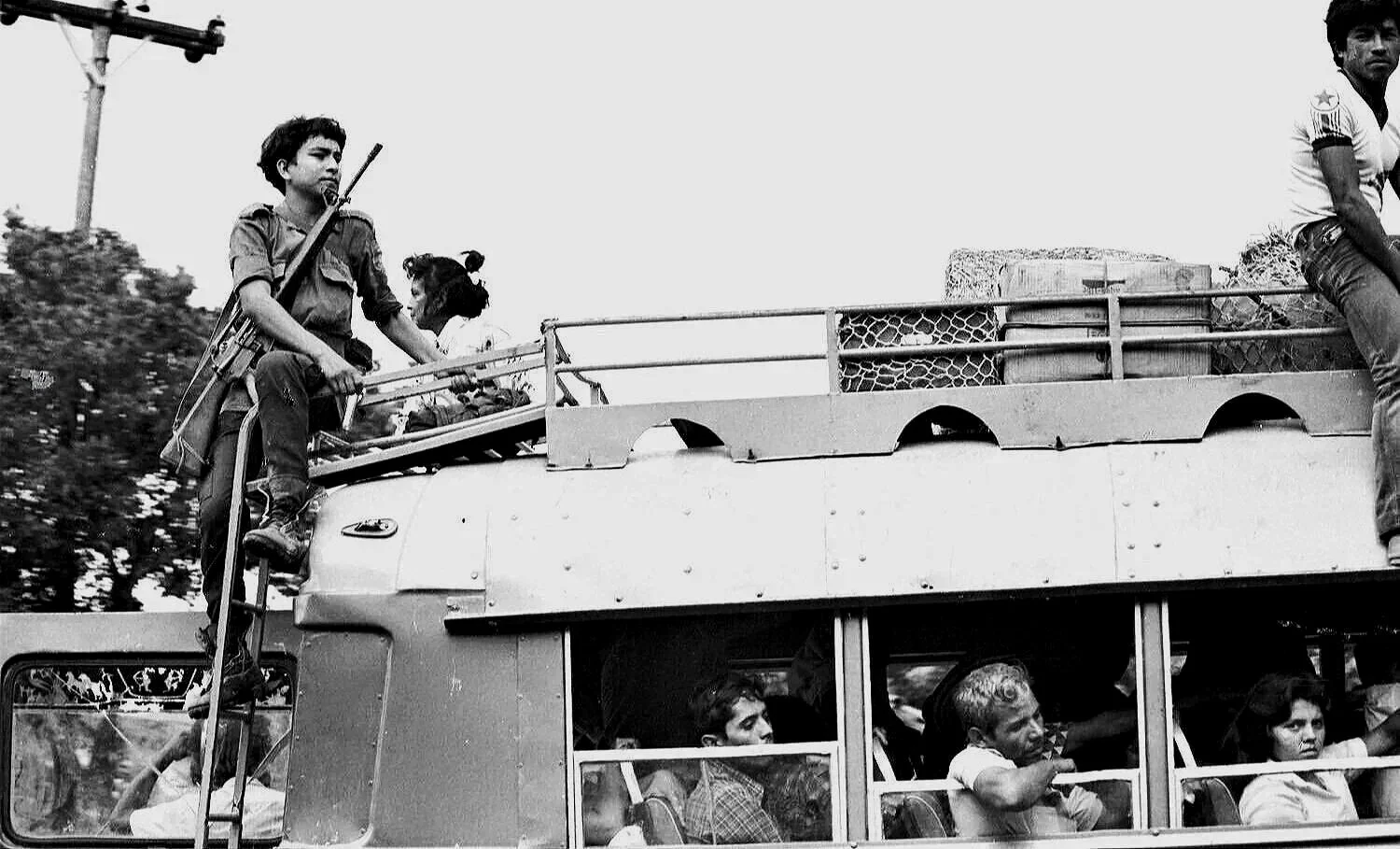 GUERRILLA TICKET TO RIDE — road to La Palma