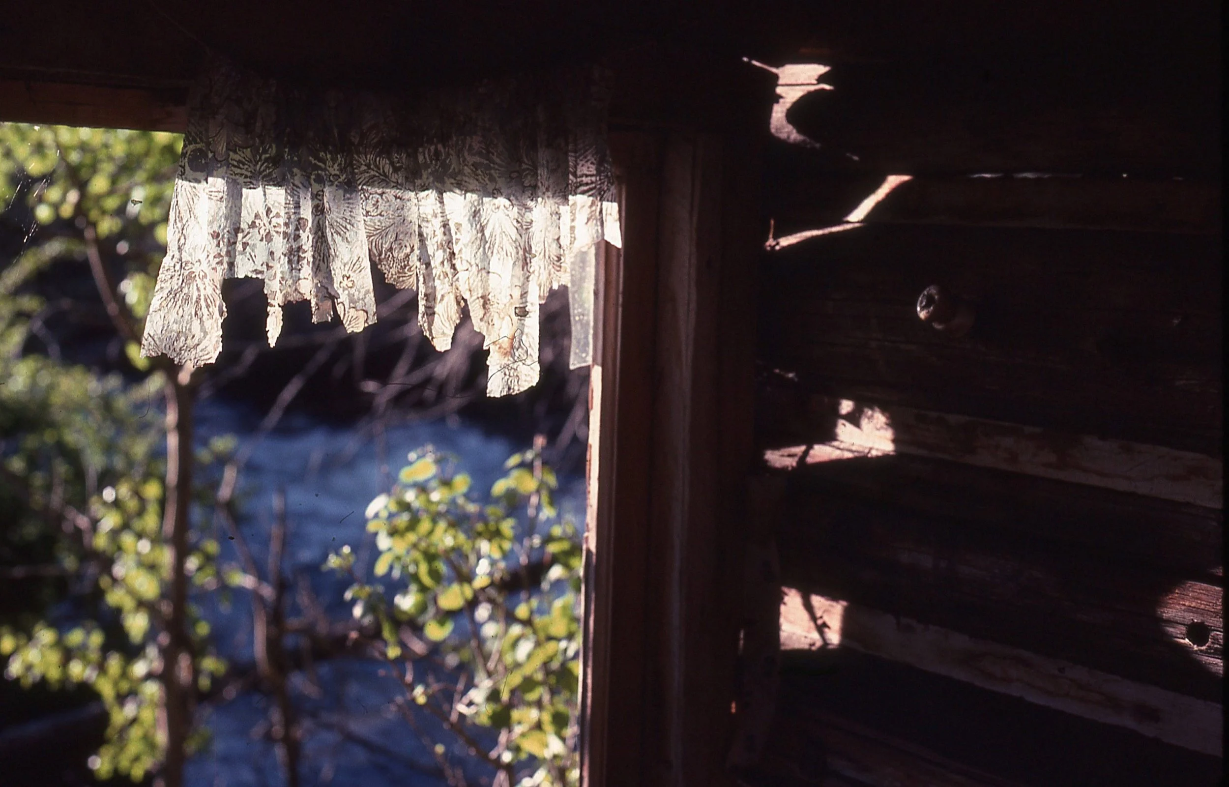 79 n18a Curtains of Memory.jpg