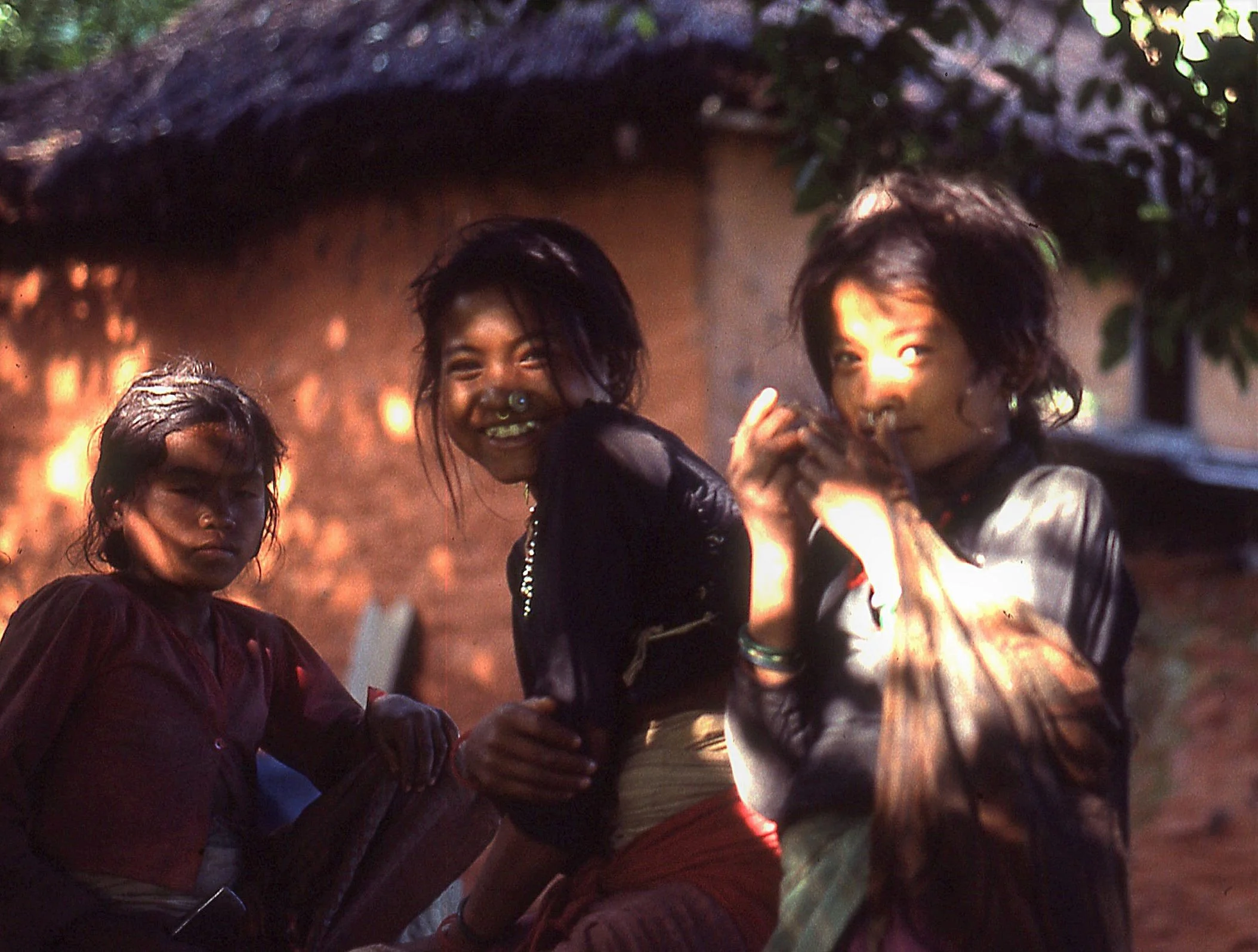 80 s4e Nepal girls.jpg